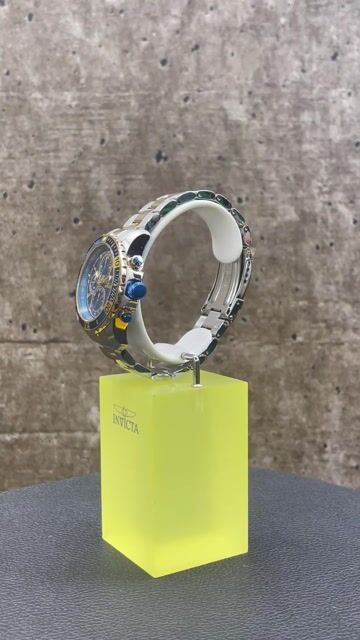 Invicta Pro Diver - SCUBA 22415 Men's Watch - Quartz Movement - Stainless Steel with Blue Dial - 45 mm