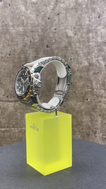 Invicta Pro Diver 48073 Men's Watch - Quartz Movement - Stainless Steel with Black Dial - 48 mm