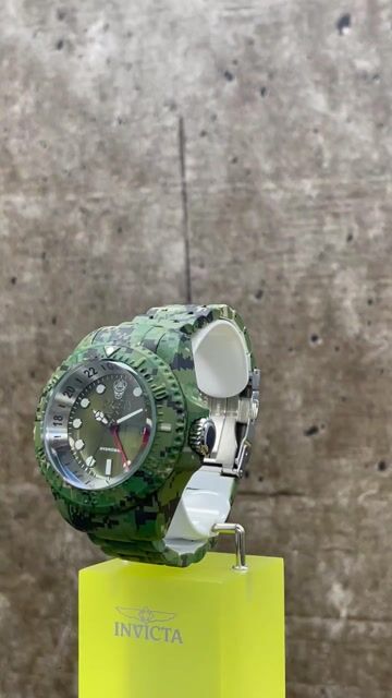 Invicta Reserve 45939 Rel&oacute;gio Masculino - Movimento de Quartzo - A&ccedil;o Inoxid&aacute;vel com Mostrador Verde - 52 mm