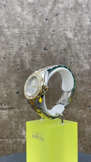 Invicta Pro Diver 20215 Montre Femme - Mouvement &agrave; Quartz - Acier Inoxydable avec Cadran Argent&eacute; - 38 mm