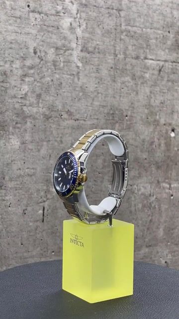 Invicta Pro Diver 46071 Men's Watch - Quartz Movement - Stainless Steel with Blue Dial - 45 mm