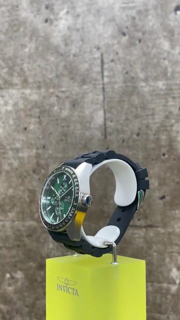 Invicta Aviator 47591 Men's Watch - Quartz Movement - Stainless Steel with Green Dial - 45 mm