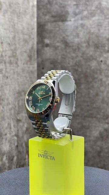 Invicta Specialty 47403 Reloj de Hombre - Movimiento de Cuarzo - Acero Inoxidable con Esfera Verde - 43 mm