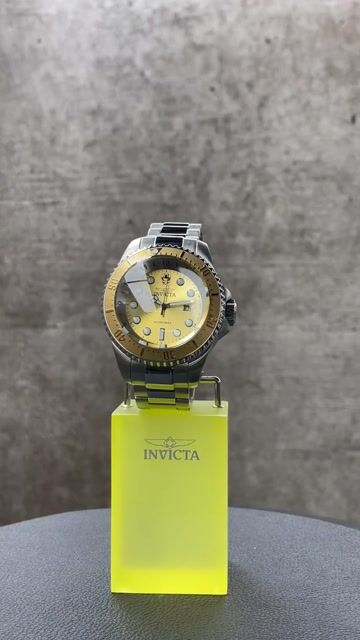 Invicta Hydromax 44746 Reloj de Hombre - Movimiento de Cuarzo - Acero Inoxidable con Esfera Dorada - 52 mm