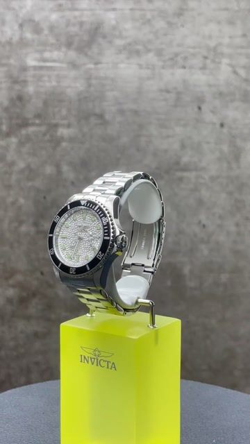 Invicta Pro Diver 50282 Montre Homme - Mouvement Automatique - Acier Inoxydable avec Cadran Argent&eacute; - 43 mm