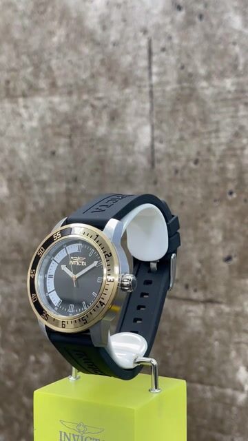 Invicta Specialty 34097 Orologio da Uomo - Movimento al Quarzo - Acciaio Inossidabile con Quadrante Nero - 45 mm