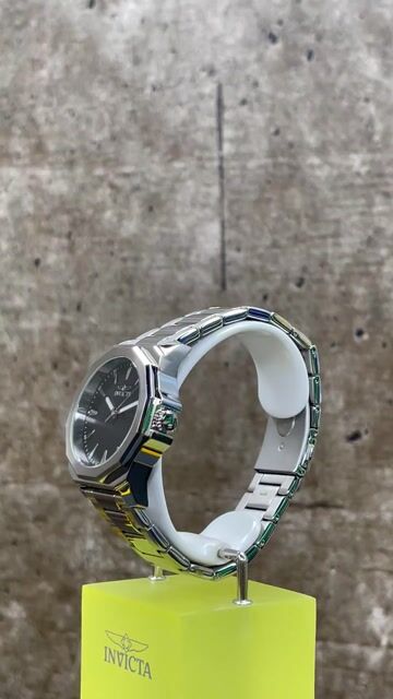 Invicta Speedway 46831 Rel&oacute;gio Masculino - Movimento Quartz - A&ccedil;o Inoxid&aacute;vel com Mostrador Preto - 42 mm