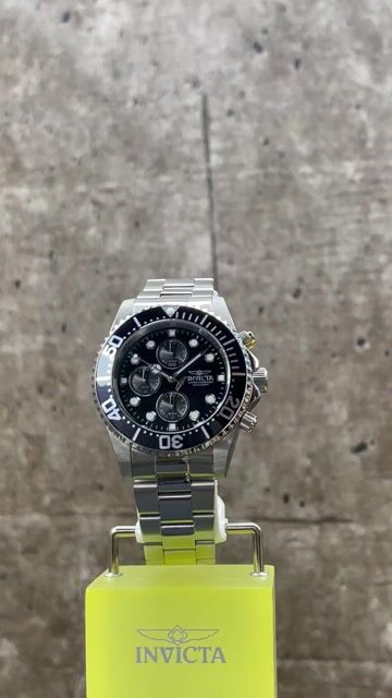 Invicta Pro Diver 1768 Montre Homme - Mouvement Quartz - Acier Inoxydable avec Cadran Noir - 43 mm