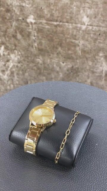 Invicta Wildflower 47271 Damenuhr - Quarzwerk - Edelstahl mit goldenem Zifferblatt - 34 mm